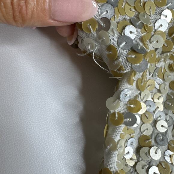 Gianna Paris Gold Silver Sequin Top V Neck M Y2K Glam Party NYE Stretchy - Picture 9 of 10